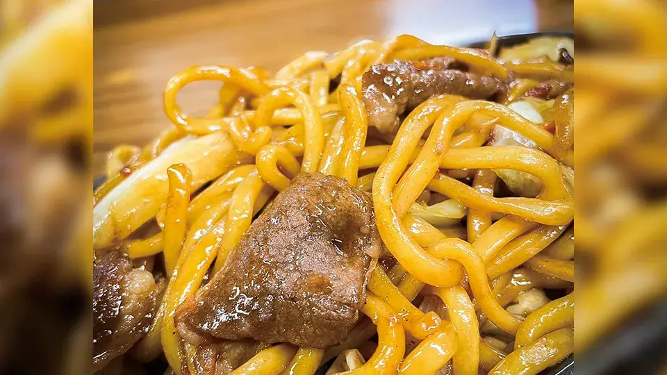 吹田すき焼きそば-なないち亭