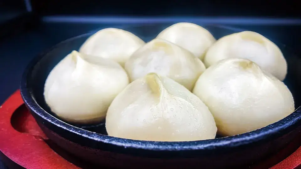 極上！肉汁爆発焼き小籠包-京都伏見うらら